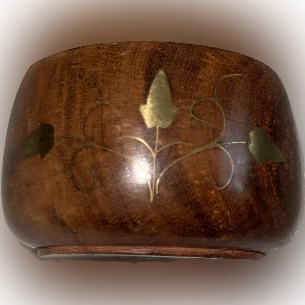 Antique Handmade Wooden Coaster Set Beautiful India Made Hand Carved Designs - Picture 6 of 12